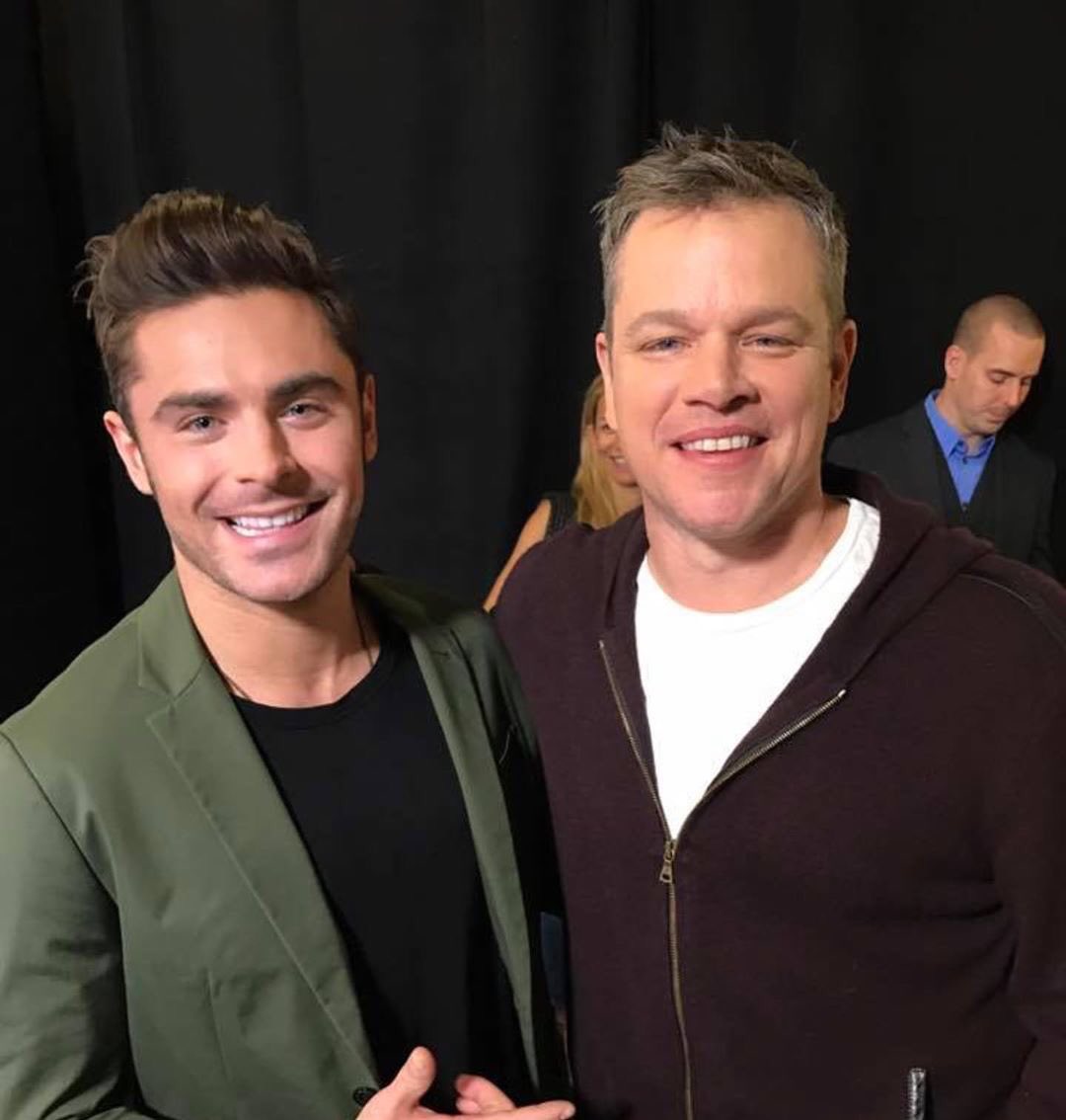 _lyricalsmile_'s tweet photo. Old:
It’s Sunday morning, we are quarantined, so why not? Remembering what work was really like #mattdamon #zacefron #cinemacon #needallthehelpwecanget
https://t.co/HuF5mKBD0E https://t.co/eYnsEIZgAV