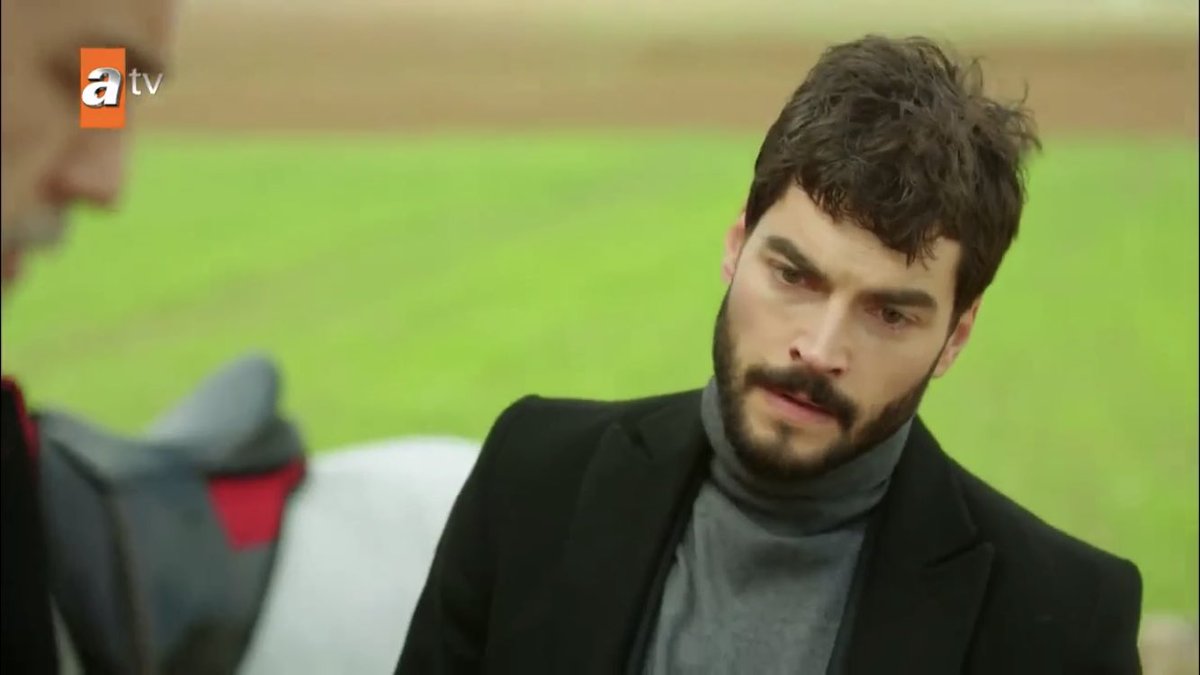 remember in episode 4 when hazar entrusted reyyan to miran, althoug he hated him, so she wouldn’t die, and now he’s out here calling miran his son and entrusting her to him so he can be there for her and take care of her?? WE’VE COME SO FAR  #Hercai