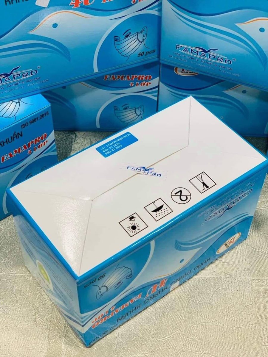 DneeNamfon's tweet photo. มีใครสนใจหน้ากากอนามัย😷  ไหมค่ะ หนา 4 ชั้น มีแผ่นกรองมีใบ iso ค่ะ
หน้ากากอนามัยปลีก 1 กล่อง 50 ชิ้น
ราคา 750฿ งาน 4 ชั้นมีไส้กรอง พร้อมส่งพุธนี้ 

เหลือ 40 กล่อง สุดท้ายค่ะ ของคนรับจริงโอนเงินเท่านั้น!!!  ค่ะ😊  สนใจทักแชทได้ค่ะ ID:Namfon_love https://t.co/FVQbqi1x6C