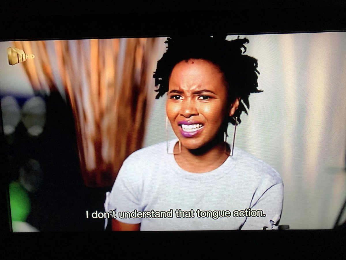 Cameronmomoo's tweet photo. Personally I am afraid of her she looks like sheβs bossy, controlling and judgmental to other people I saw a raw typical Xhosa woman theyβre like her π³π³πππ #DateMyFamilly #mbulelo my broer run https://t.co/Pcsj91wT3J