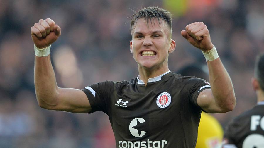  Leo Østigård - St Pauli/Brighton (20)Last but definitely not least a '99 born Norwegian on loan at St Pauli. Great passer who wins 5,7 duels in the air per90 despite being only 182cm. Next season he will rejoin Brighton, can't wait to see him in the PL!Market Value: €900k