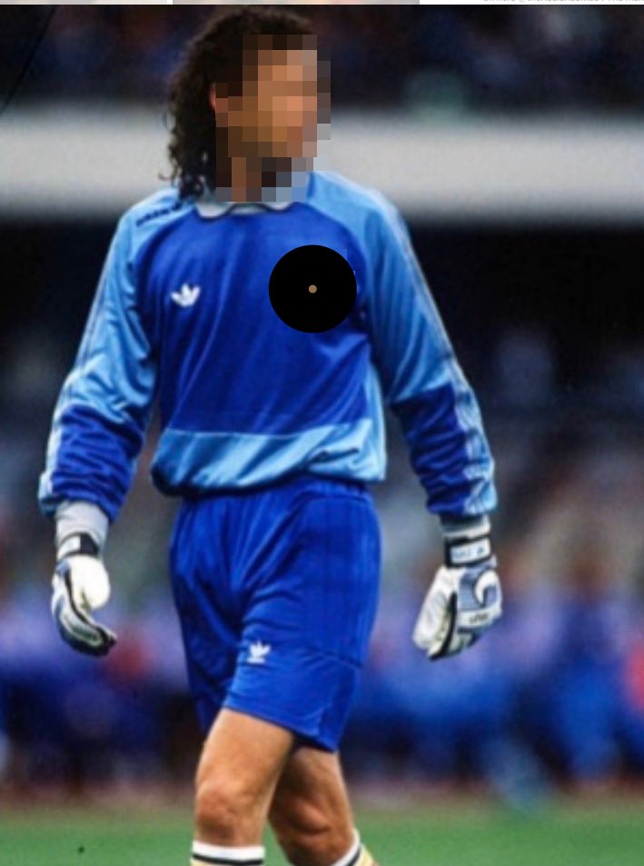 brownygkcoach's tweet photo. GK Picture Quiz... Part 3. Who is this ??
Picture 2 of 10
RT and tag GKs 👍🏻 #GetInvolved 
Compile your answers and post before 7:30pm https://t.co/9HTZPbOAzJ