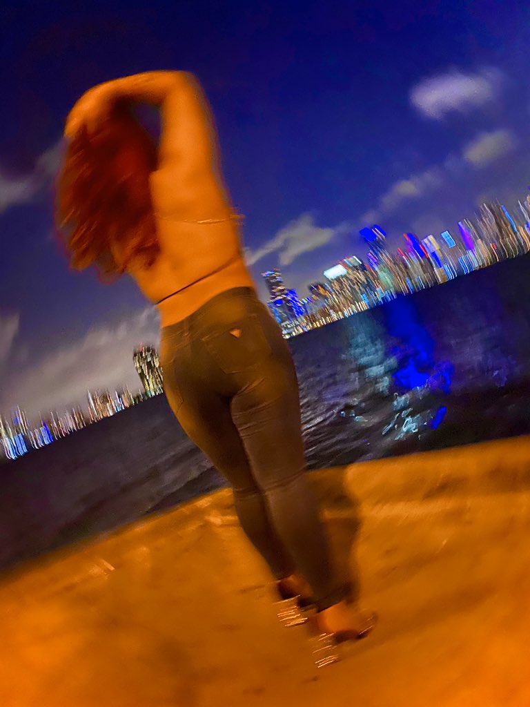 downsouth_demon's tweet photo. Okayyy but these pics of me tho🤩🖤🤤 https://t.co/5mtohZJSSD