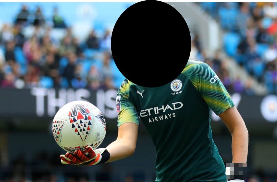 brownygkcoach's tweet photo. GK Picture Quiz... Part 3. Who is this ??
Picture 8 of 10
RT and tag GKs 👍🏻 #GetInvolved 
Compile your answers and post before 7:30pm https://t.co/yVQCe99yGb
