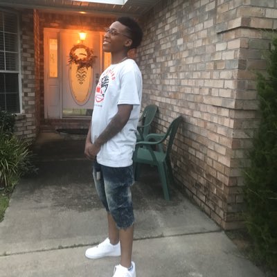 tru_ballerrr's tweet photo. #NewProfilePic https://t.co/gs6rIdjCgA