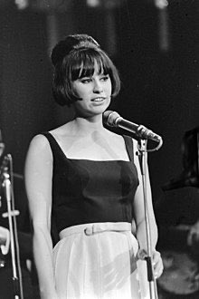 Happy birthday (3/29) to Brazilian samba and bossa nova singer Astrud Gilberto. 