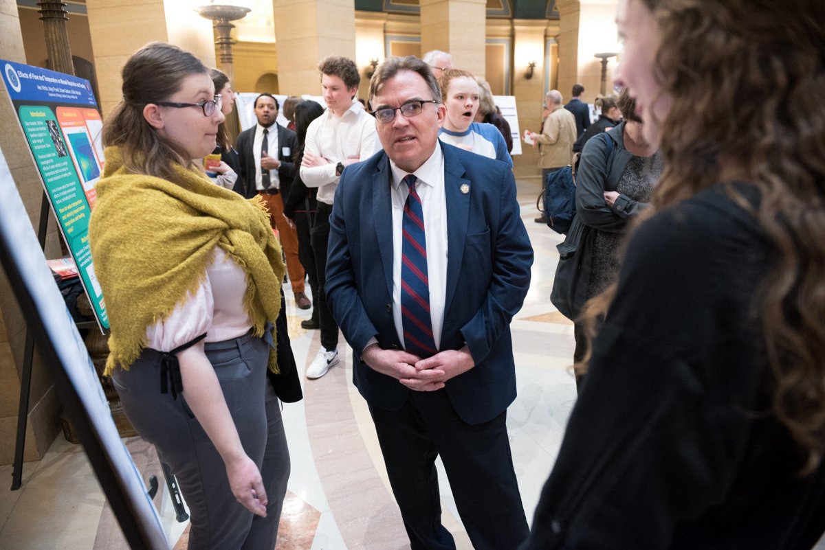 Concordia_MN's tweet photo. During the Scholars at the Capitol event on March 11, a group of Concordia students visited the Minnesota State Capitol rotunda to talk one on one with visitors about recent research they’ve conducted and what they learned. #cordmn https://t.co/b6U3Gk8gRd