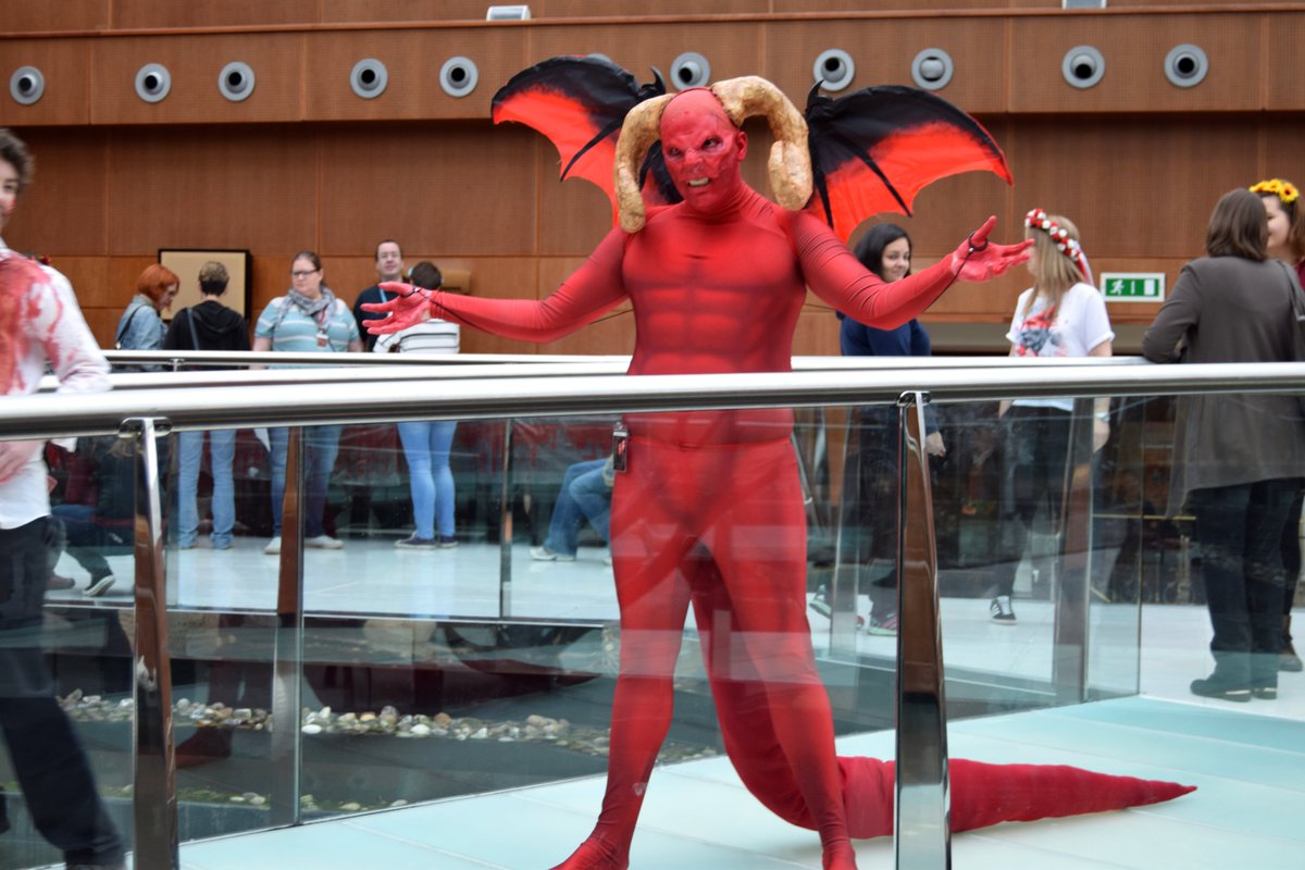 ColleenDonald25's tweet photo. I will start with #RDC2 and the Great Red Dragon.
#ConsPast
#FannibalMeatUp https://t.co/PTYtR4x7PJ