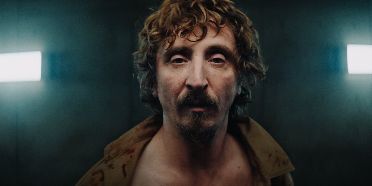 Filmi izleyen herkes gibi bende çok doğru sistemi anlatmış vs derken bile sistemdeki yerimizi korumaya devam ediyoruz. 
Yukarıdakilere ağzımıza geleni söylüyoruz sanki orada olsak aynı şeyleri yapmayacakmışız gibi ... #ThePlatform #EvdeKal