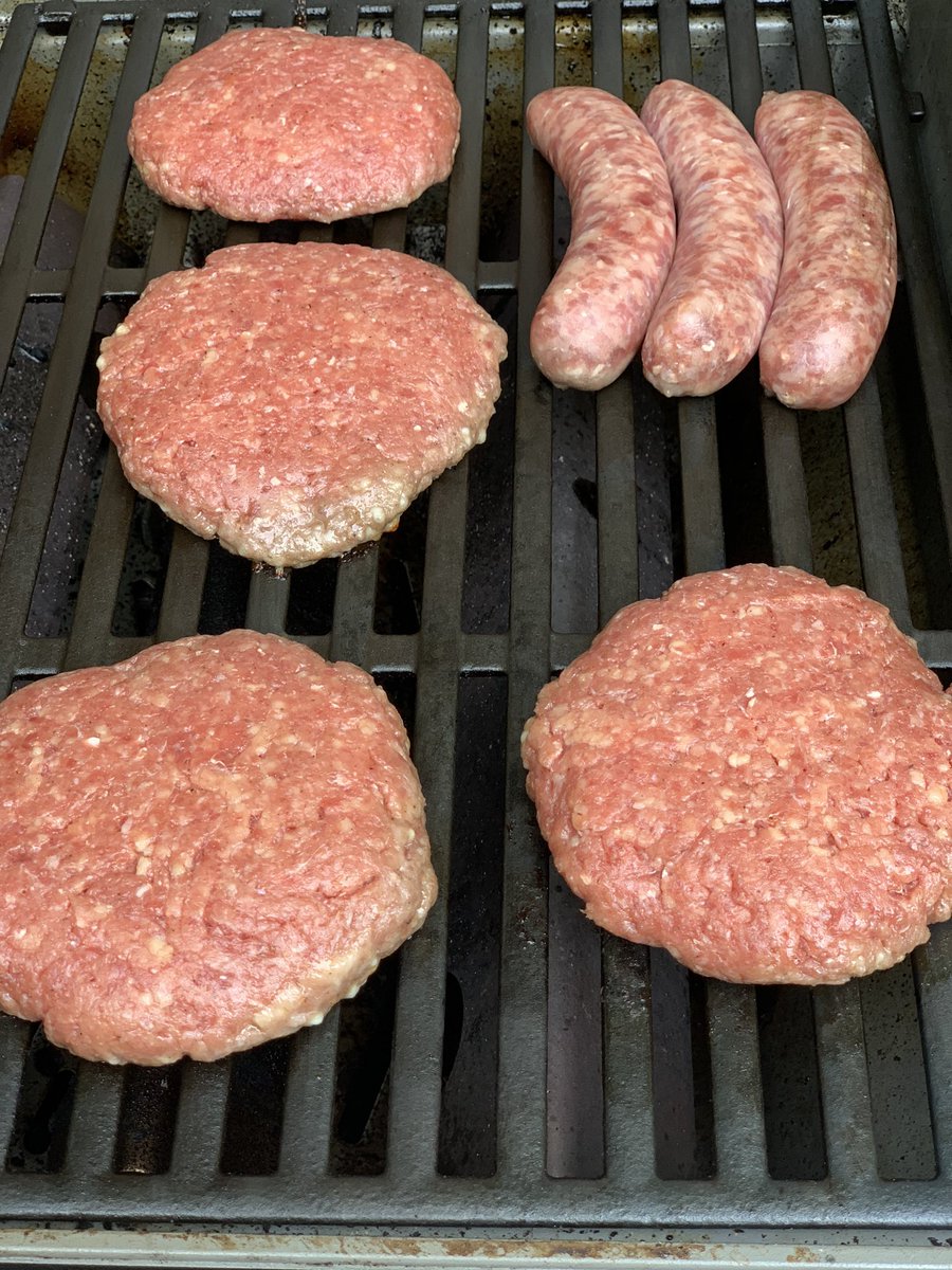 hackerque tweet media