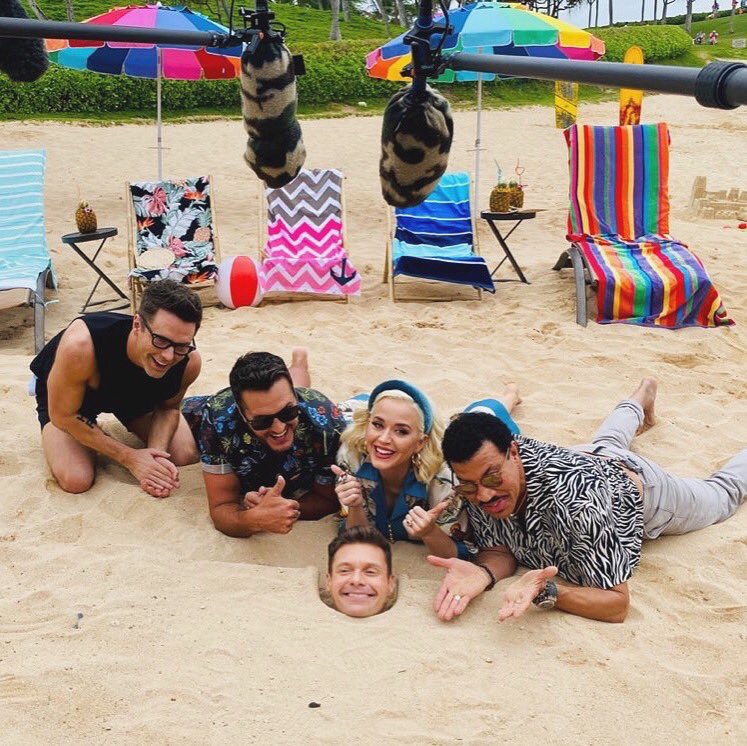 Ryan Seacrest tweet media