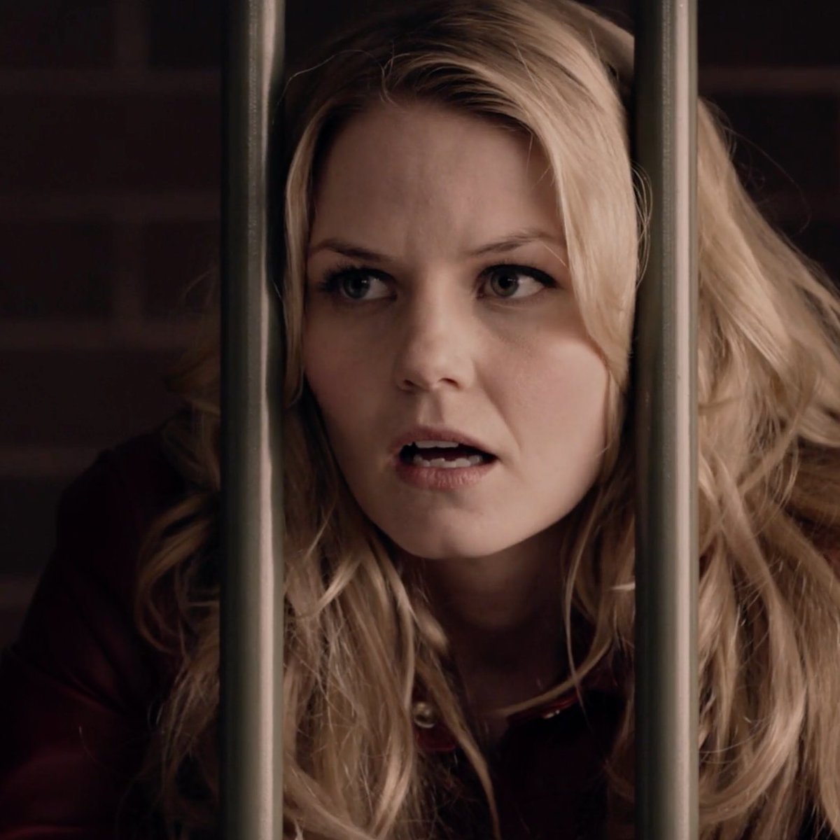 regina: *walks in*emma: *jaw drops*