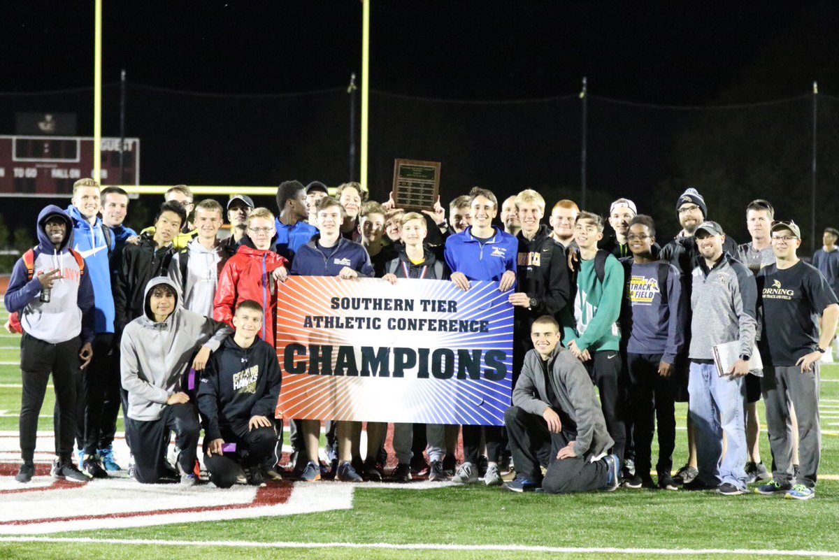 CoachMelanson's tweet photo. @coachdemay @derocco48 @CoachSweeneyXC @Coach_Chris21 @CoachCaf New Challenge! Thx @coachdemay Post a picture of you coaching! Once you are nominated you have 24 hrs to respond or donate $20 to a local charity. You then nominate 4 other coaches. I nominate @ThomasKetchum5 @FiorilloFit @raceinprogress @mseigz https://t.co/mSU4OZ3M6g