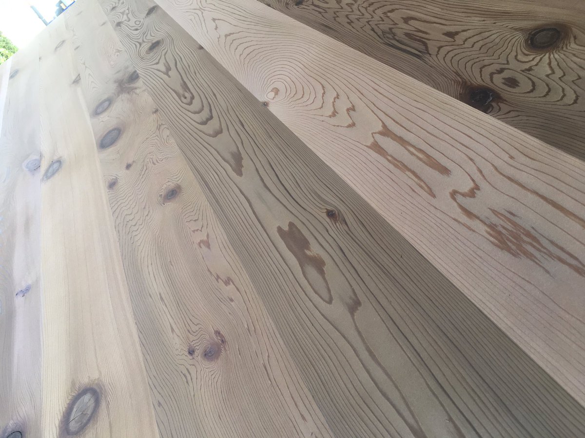 CBarnowski's tweet image. Meanwhile... if this keeps up I’ll have a brand new house and furniture by the time this is over.  #customfurniture #oneoffdesigns #carpentry