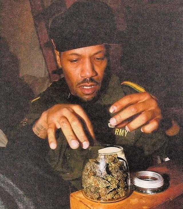 TheOGLegacy's tweet photo. Be careful, don’t eat all your quarantine snacks to fast due to the munchies. Hope everyone is doing well.
#OGLegacy #redman #reggienoble #funkdoc #funkdoctorspock #smokeweedeveryday #howtorollablunt #newjerseyhiphop #muddywaters #dareizadarkside #stickyicky #weedheads https://t.co/cho7ntPiXT