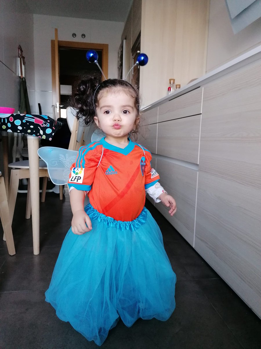 APValencianiste's tweet image. 6. "Desde León queremos demostrar nuestro Sentiment❤🦇AMUNT!!!!"

¡Nos encantaaaaaa! @Valencianistale