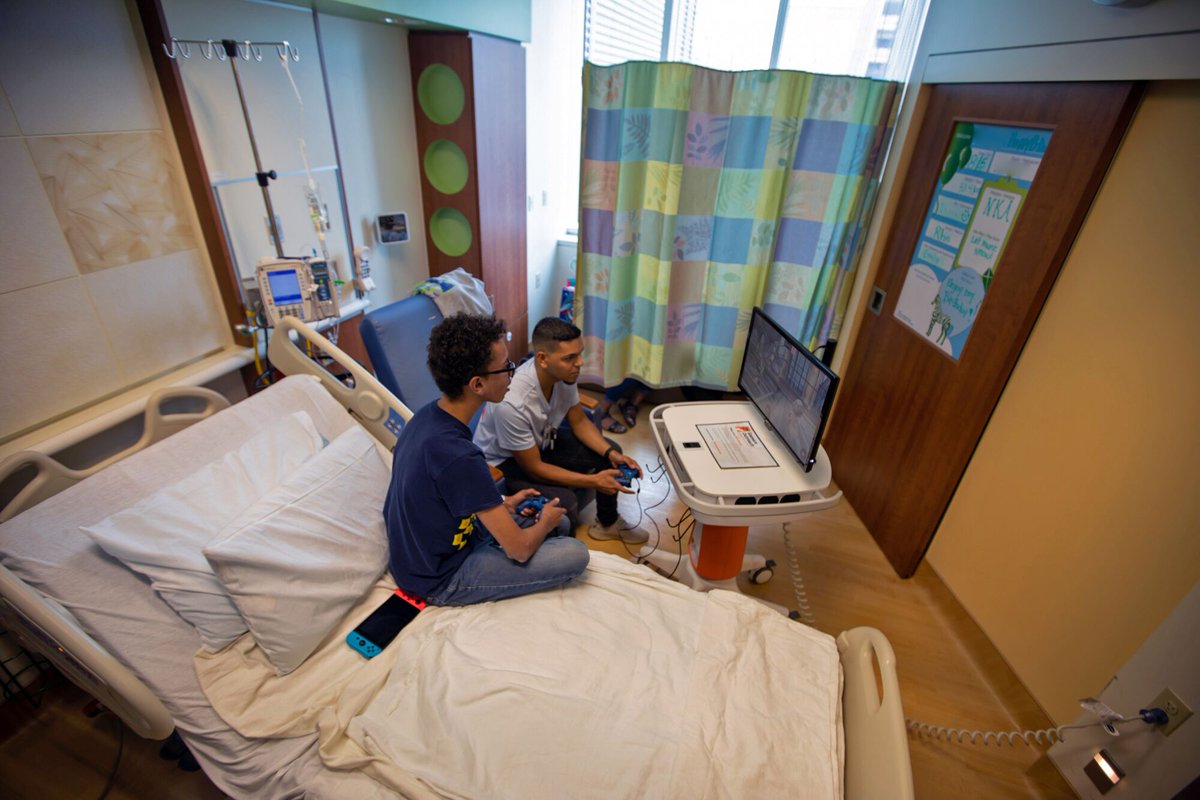 GamersOutreach's tweet photo. We're grateful to the team at @YouTubeGaming, supporting our quest to make play available for hospitalized kids. 

Learn how games are making a difference. Check out these two new videos we've uploaded to our channel! 👾 

📺 https://t.co/Djtv2WL1J0 
📺 https://t.co/33vOptqDI8 https://t.co/yK19Badzih