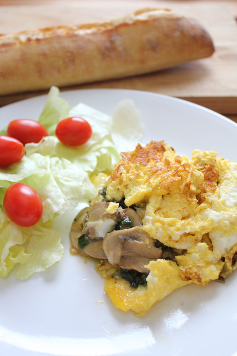 [Idée recette]

Pour un repas pressé, essayer l'Omelette Terre-Mer au Pesto de Kombu, fromage de chèvre et champignons. 

La recette ici : 
seabiosis.com/recipe/omelett…   

Vous ne pourrez plus vous en passer ! 😋😜