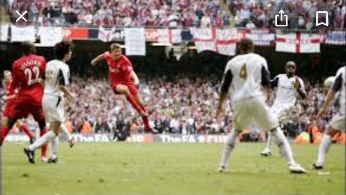 AdamPeck19's tweet photo. If you are a football person please join the challenge of posting a football photo. Just one picture, no description. Please copy the text in your status, post a picture and look at some great memories/pictures. https://t.co/dknNFRUpOk