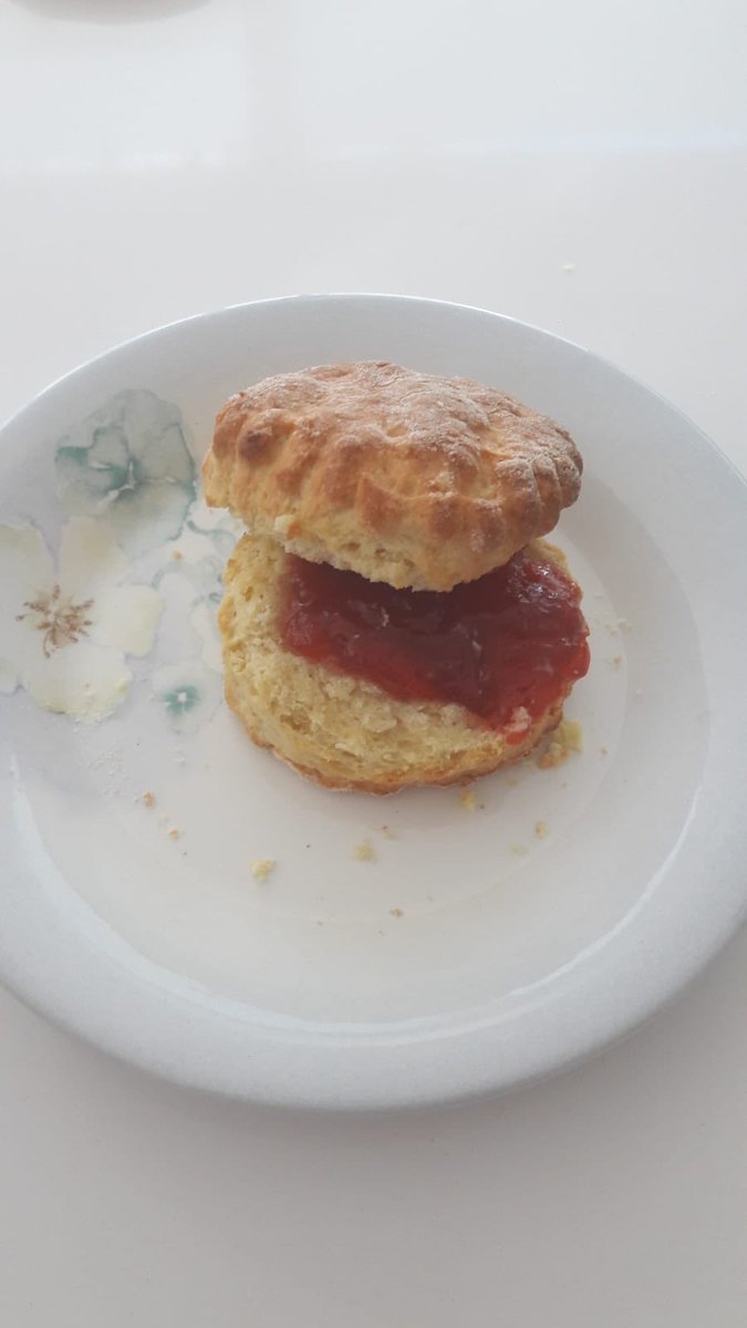 Mskishine's tweet photo. @DeansShortbread scones were delicious today lovely Sunday afternoon treat https://t.co/KWxSXxhQmj