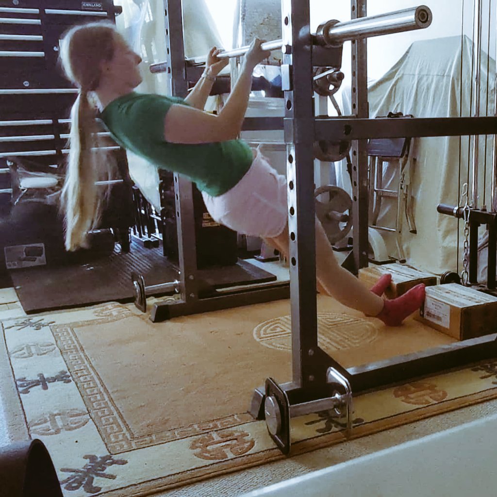 MelissaCallum's tweet photo. You have to start somewhere, big hill to climb but I will do pull ups soon
Definitely found a good use for my #fiocchi cartridge boxes apart from some weights they are useful to stop your feet slipping 😂
#Staypositive #StayAtHomeAndStaySafe #positivity
#day6  #fiocchiammunition https://t.co/xEUrmFxzPY