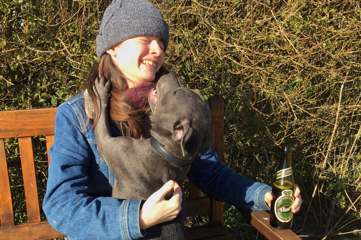 HappyDane95's tweet photo. Nothing quite like relaxing with a beer in the sun ☀️ https://t.co/QIAF0YtXLs