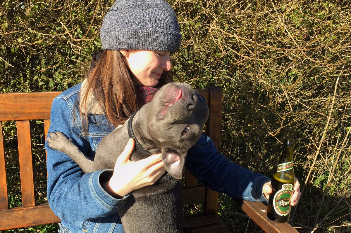 HappyDane95's tweet photo. Nothing quite like relaxing with a beer in the sun ☀️ https://t.co/QIAF0YtXLs