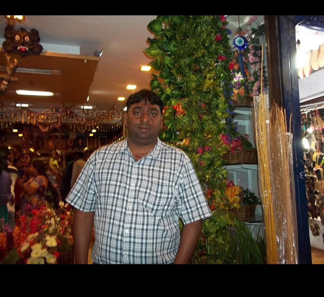 Alpesh_2308's tweet photo. @AristocratBags My memory and moment in Traveling for friend in Rajasthan Tour for Udaipur.
@aristocratbags
#ContestAlert #WinABackpack #UnpackYourDreams #AristoTravelBud
Join
@devang_rathod
@gouravlz
@prashantDocean
@EktaPat22226716
@vandanasehgal3 https://t.co/2rUIpcUevf