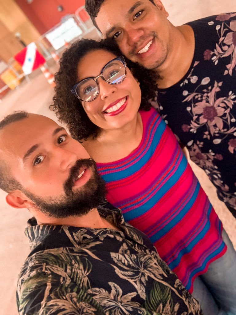 eudanilobr's tweet photo. #CorrentedoBem hoje foi dia de entregar doações de roupas, calçados e alimentos aqui no Mangueirão! Quem quiser e puder ajudar, minha casa vai servir de #PontodeColeta 💙
Obs: endereço na DM https://t.co/JQp7PiwWGA