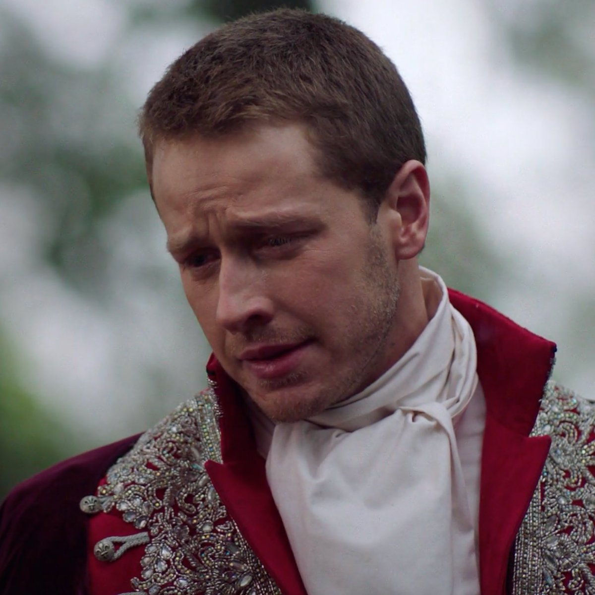 me: “ugh snow and charming are way too cheesy”also me: *currently sobbing*