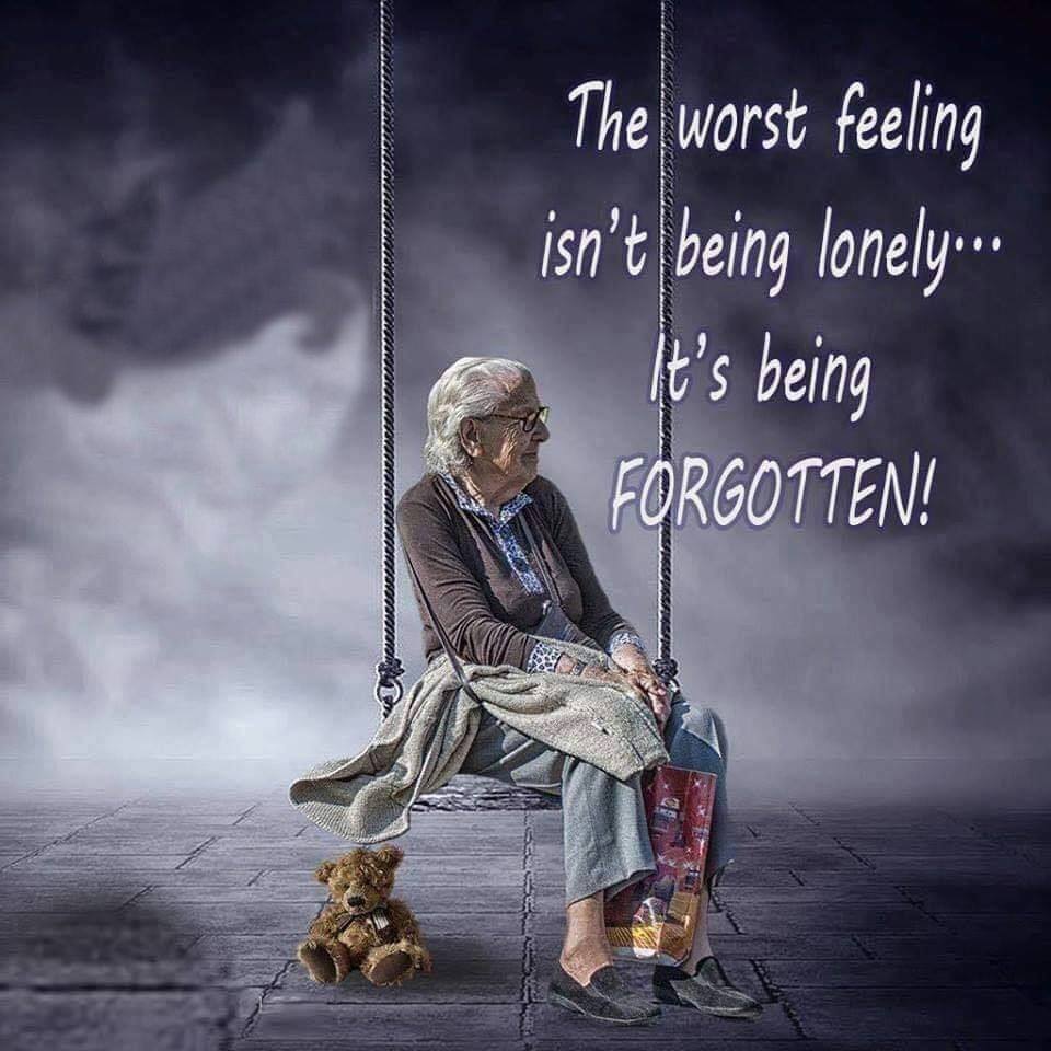 SunshineSenior1's tweet photo. I remember growing up, Sunday was ALWAYS the day that we would get to talk to Grandma and Grandpa ☎️ DO YOU REMEMBER THOSE DAYS?⁣ ☎️ ⁣ 🌞 Please remember on this Sunday to take time to phone a loved one -- especially now. Your mom or dad, grandma or grandpa🌞 #caringforothers https://t.co/mDMhmclRNV