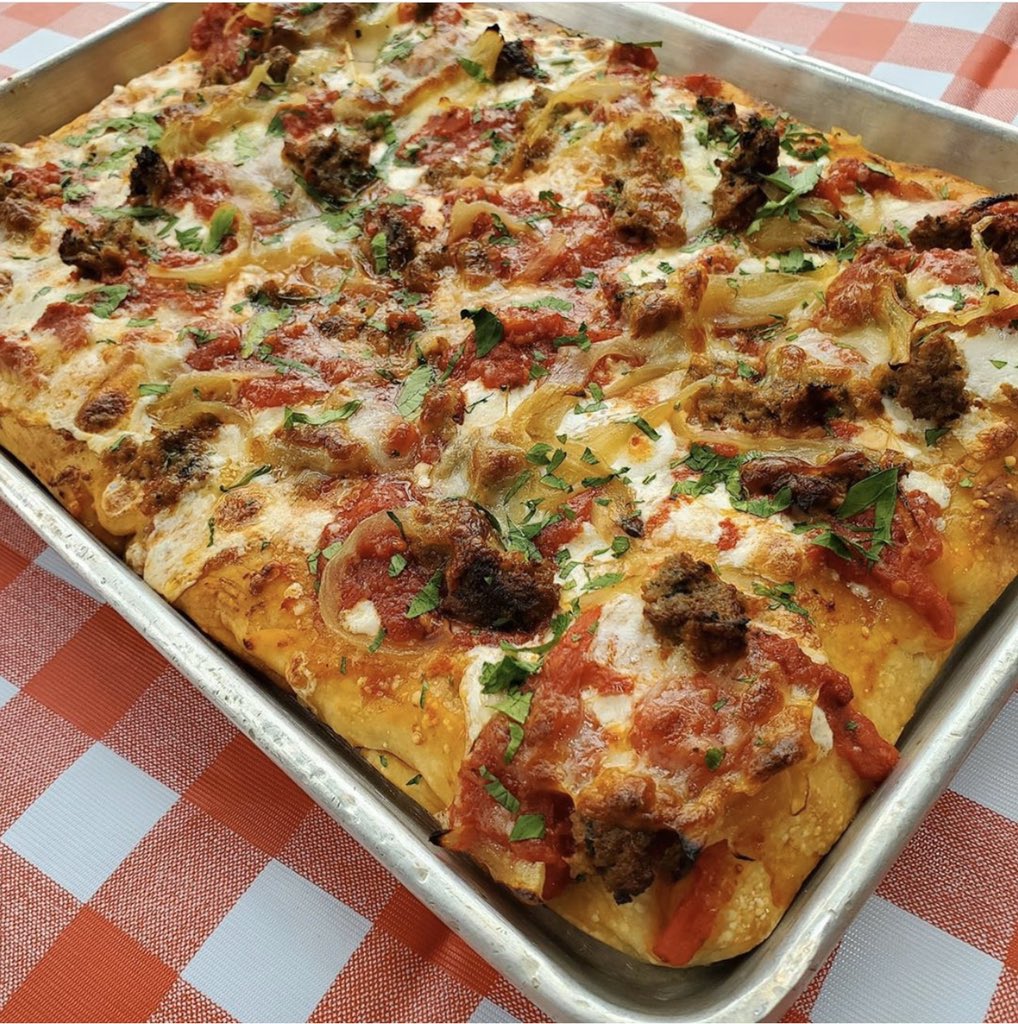 GWMarket's tweet photo. 🚨MEATBALL PARM PIZZA ALERT🚨 #CornerSlice runs this pie as their special slice every Sunday to feature their homemade meatballs using #HappyValleyMeat, but it was never officially on the menu. Now available for delivery from 10am-9pm DAILY! Order at https://t.co/n1PI8DCo24 https://t.co/UiJYJfmtTD