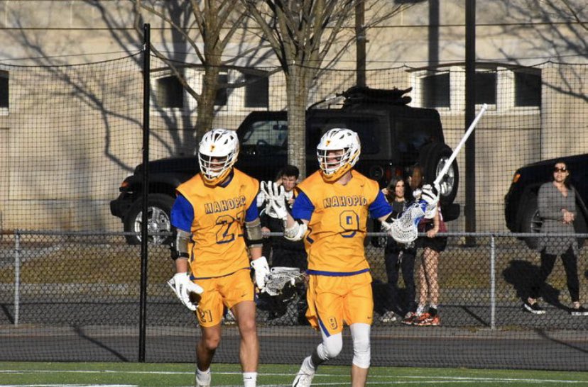 patiently waiting...😴 see a pic post a pic