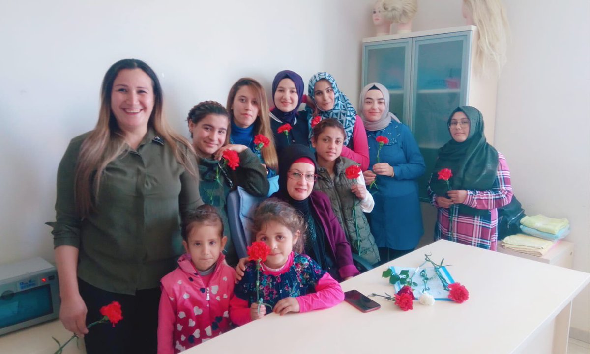 meryemispir_'s tweet photo. Öğrencilerimi çok özledim https://t.co/LNttpxbJLD