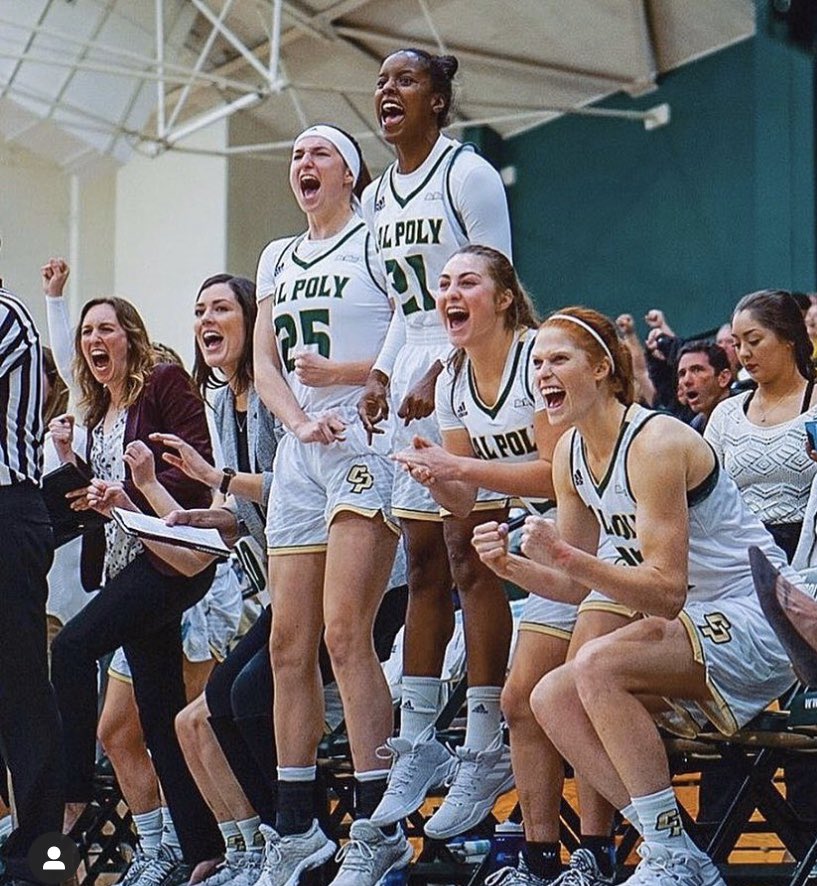 MackenzieArgens's tweet photo. Alrighty @delanian! Once nominated you have 24 hours to respond or donate $20 to local charity. Nominate 4 coaches. You have to post a picture of you coaching. @CoachTyArras @GussieOSulliva1 @Casandra13 @coachkmorrison https://t.co/fSmHFNtIYM