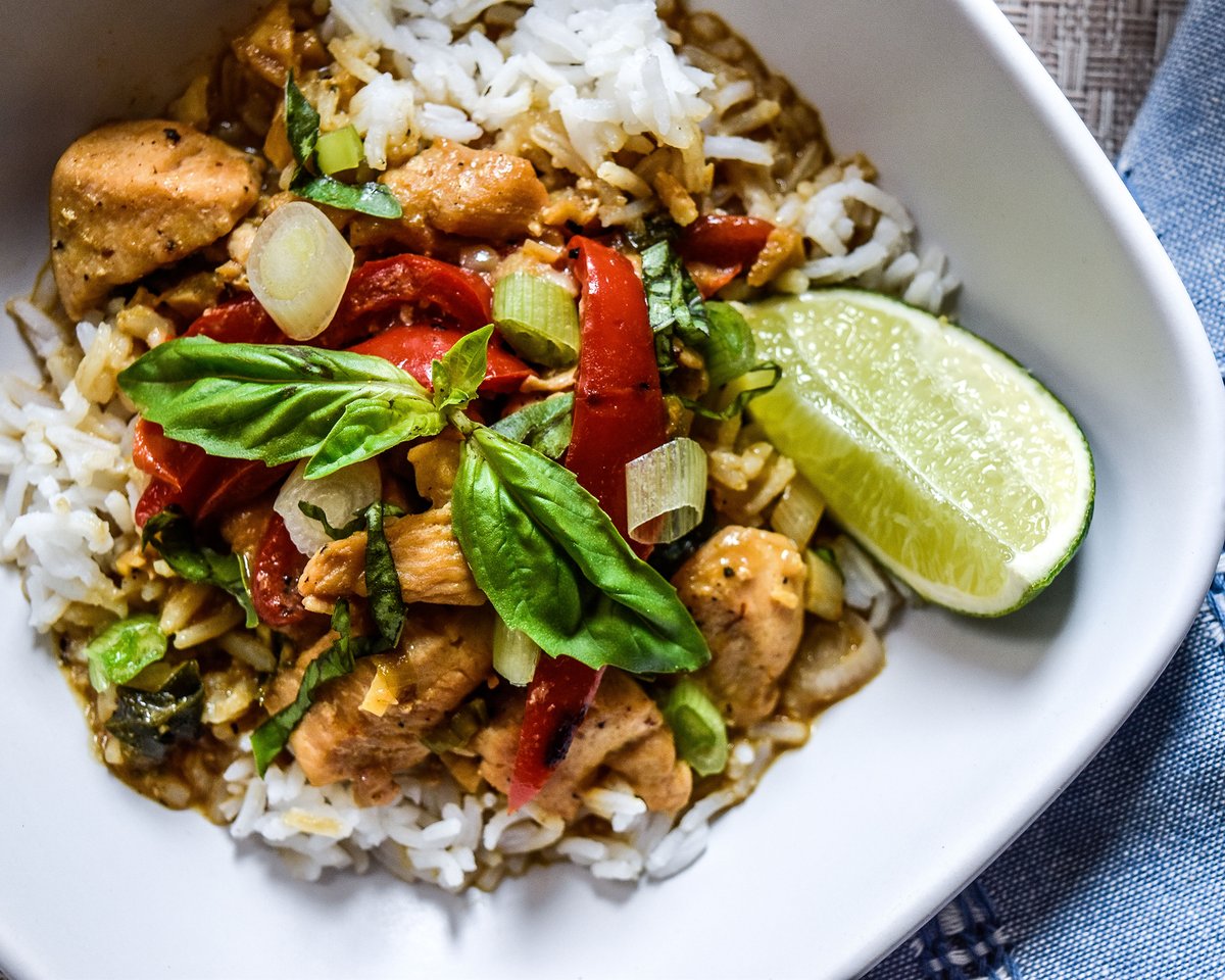 eat_fix's tweet photo. You: I wish there was a page on the #EatFIX site that had the top 12 meals from the past 7 days...

Us: ✅ 

What's Popular ➡️ https://t.co/O8M28l0zPV https://t.co/Aaqu6rPJPe