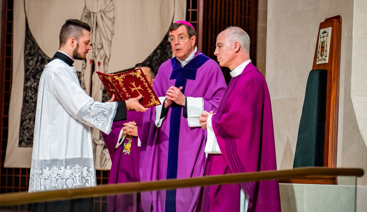 Archbishop Vigneron: Jesus asks all during times of trial, ‘Do you believe?’

Read more: detroitcatholic.com/news/daniel-me…