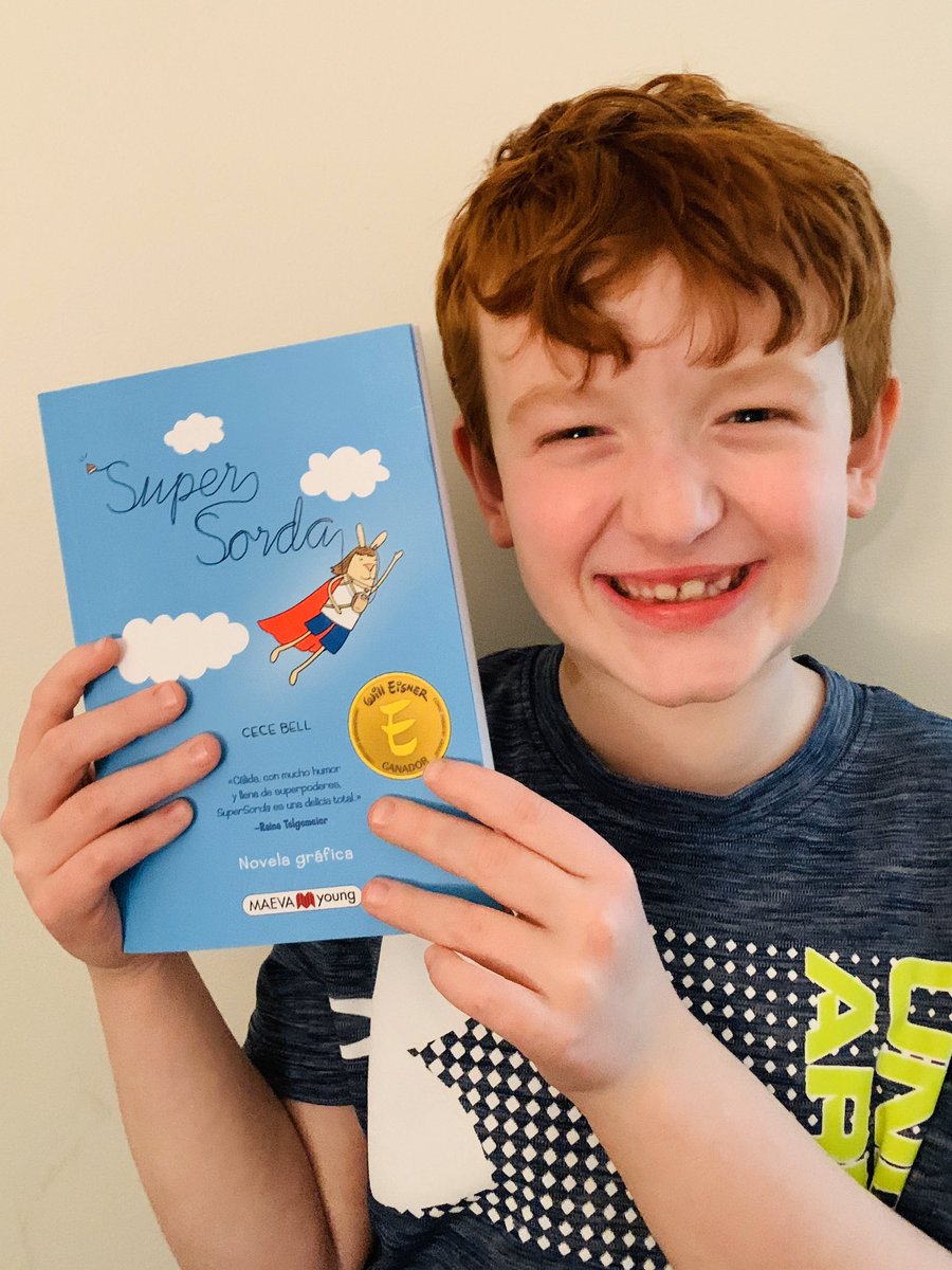 ¡Hola amigos! Estoy disfrutando esta novela gráfica <a href="/MrsRodr1guez/">Michelle Rodriguez</a> <a href="/MrsFabiitti/">Meagan Fabiitti</a> #MineolaProud #JacksonAve #DualLanguage #QuarantineReading