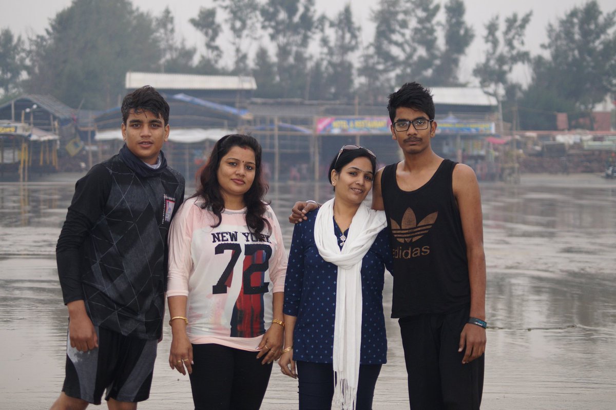 RubyAga9339's tweet photo. @AristocratBags @iammargam Here is my entry with my bestie @Richa22525021 go to Mandarmani ..its memorable trip for me & my family β€
#AristoTravelBuddy
#ContestAlert #WinABackpack #UnpackYourDreams
Tag
@porwal_sarika
@richa_jaseja
@khemka_nidhi
@GauravP26479152 https://t.co/xVOKn9KgT9