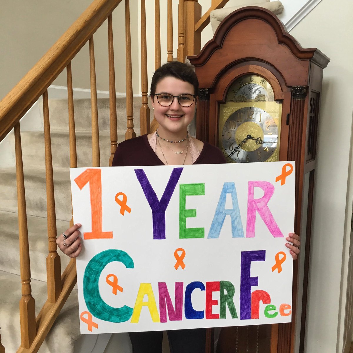 NOW HERE IS SOME POSITIVITY ON EVERYONES FEED! 🥳 Congrats, Alex! You are one of the strongest cancer warriors we know. 🧡💜 Please share your congratulations with Alex below. 🙌 #oneyearcancerfree