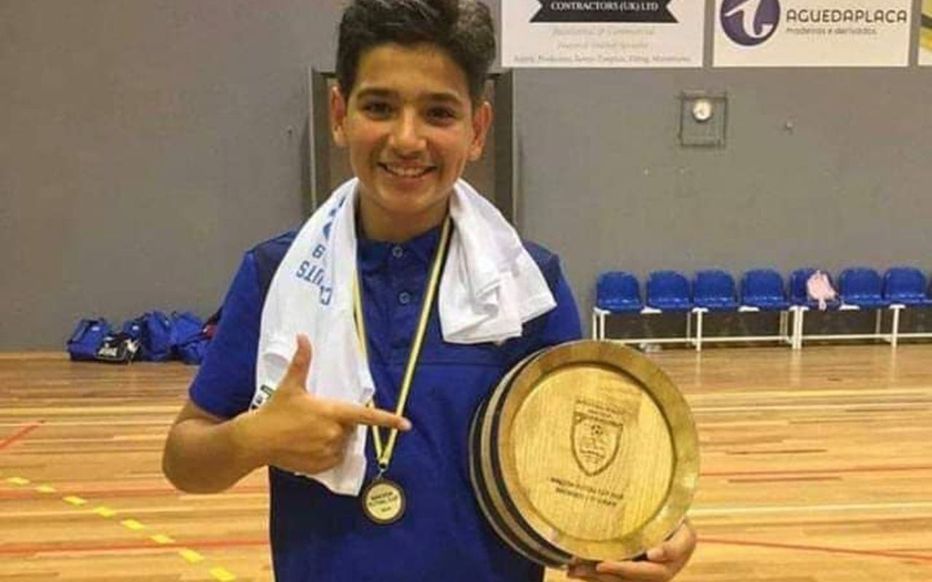 le_Parisien's tweet photo. Vitor, 14 ans, est mort du coronavirus ce dimanche au Portugal. Souffrant d'autres pathologies graves, le garçon est la plus jeune victime du Covid-19 connue en Europe > https://t.co/ZBmmi0ntti https://t.co/PMRuLfUA1p