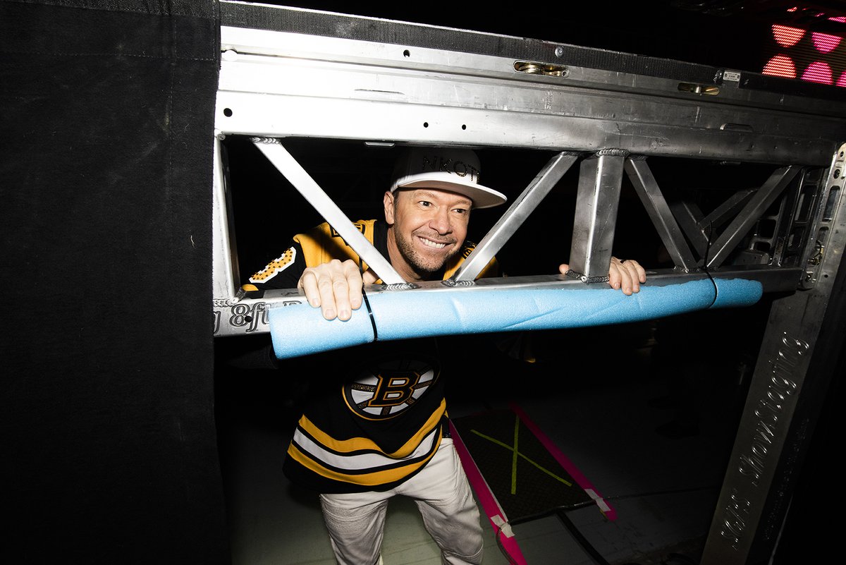 New Kids on the Block tweet media