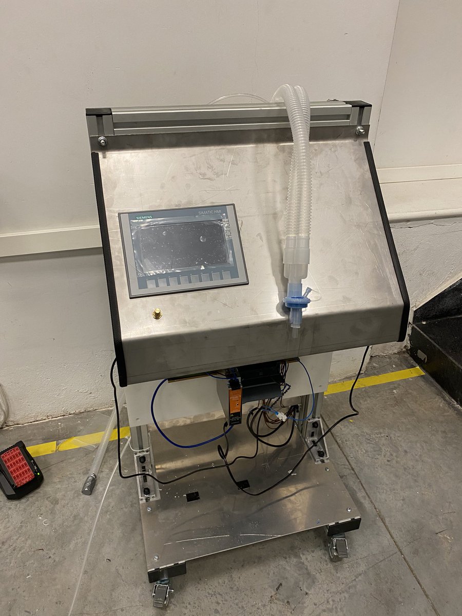 Gabriel__Aznar's tweet photo. #AirGyver semana dura, pero ha merecido la pena. Hasta que queden fuerzas ahí seguiremos 💪🏻🚀 @AIRE_Covid19 https://t.co/VUo1fgWM7r