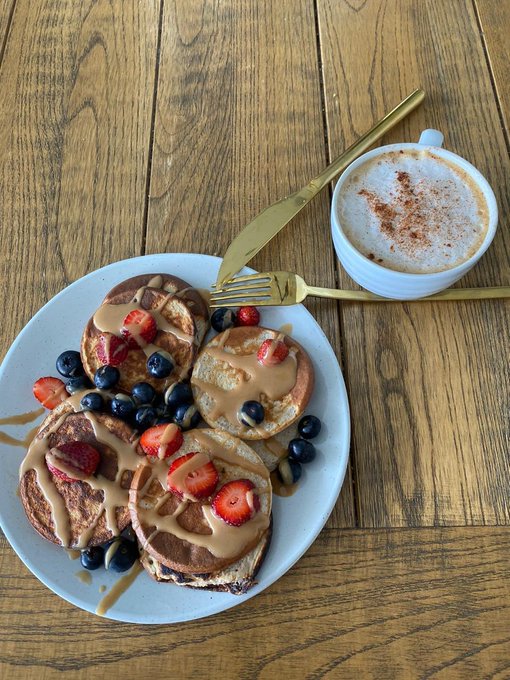 Cook show today was successful ❤️ thank you guys for having breakfast with me !! We made the most delicious