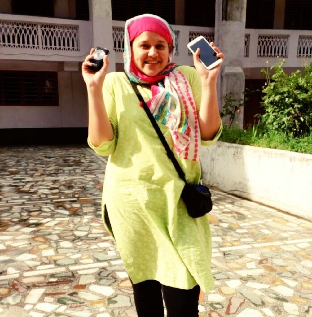 hopukoor's tweet photo. Yoor walo yumbarzaloo, my dimples are calling you. #kiddingsortof https://t.co/9XT8J6iA4C
