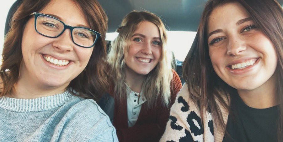 MichaelaKCoffm1's tweet photo. This quarantine is such a buzz kill on our daily sister days... https://t.co/Ar5FAQuJeZ
