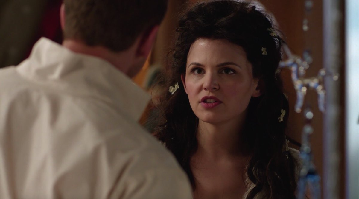 someone give this bish a hairbrush