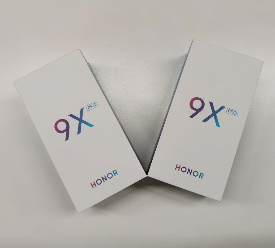 agafes's tweet photo. #مسابقة وسحب على هاتفين #Honor9XPro 🎁

كل اللي عليك تطبق الشروط :
- تابع حسابي وحساب @HonorKSA ✅ 
- ريتويت للتغريدة الموجودة في الرابط 🔁 :
https://t.co/XCyby7ANmm
السحب بعد أسبوع ولاتنسى تستفيد من الخصم على الهاتف مع كوبون ANEWTECH :
https://t.co/azR3o1a1Ym

فالكم التوفيق 🙏🌹 https://t.co/gA3YA0Jx7P
