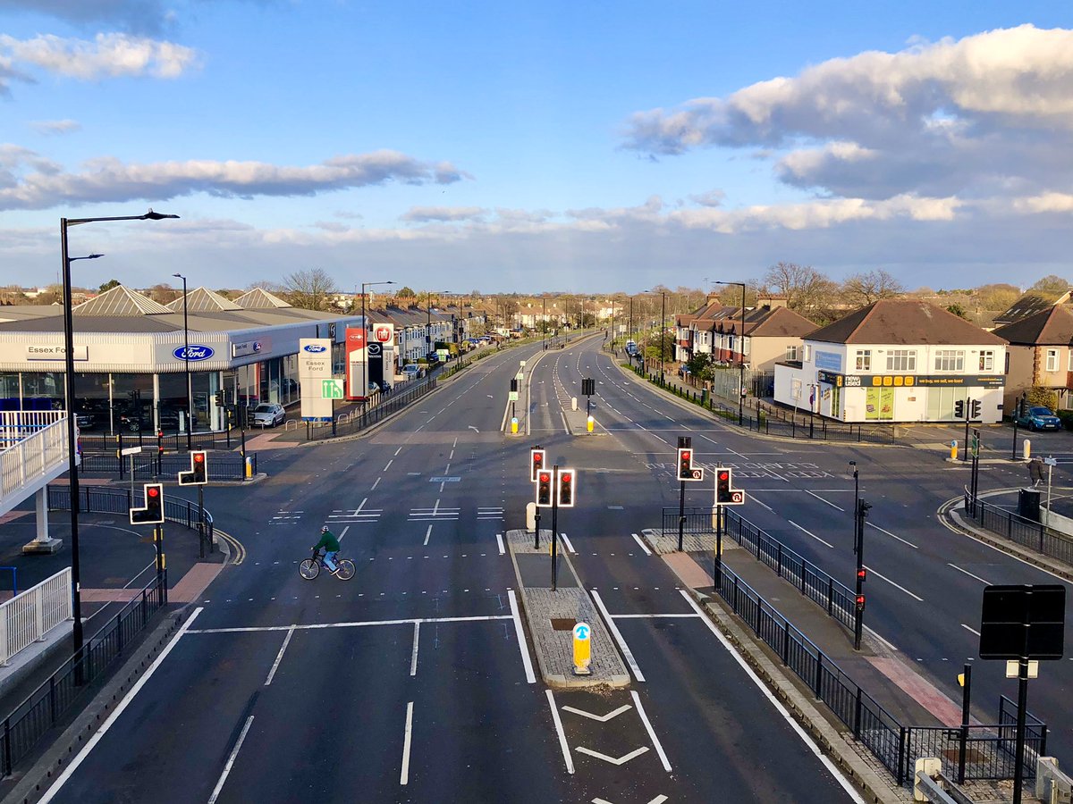YourSouthend's tweet photo. The roads around Southend today were eerily quiet while people stayed at home. https://t.co/NDirL3yo0h