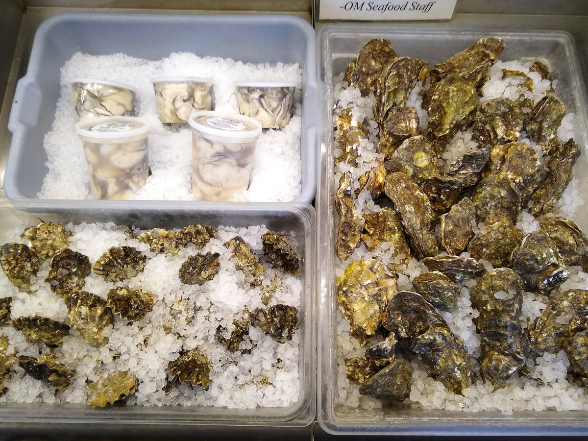 We've got OYSTERS ya'll. Both Live In-Shell and Fresh Shucked Meats! 🦪 #pdx #food #pdxeats #pdxfood #pdxseafood #liveseafood #fresh #local #sustainable #seafood #seafoodlovers #seafoodtime #awshucks #shellfish #freshoysters #oysters #zinc